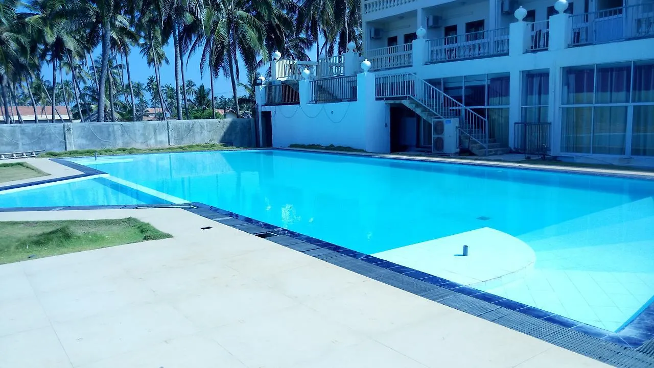 Saketha Beach Hotel Negombo