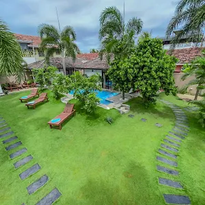The Barns And Restaurant Negombo