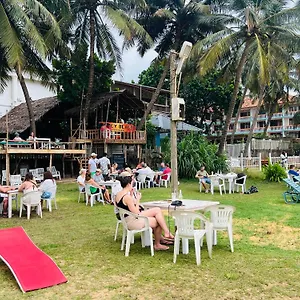 Honey Negombo