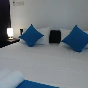 Queens Airport Homestay
